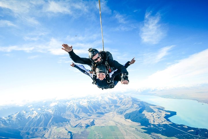 Skydive Mt. Cook - 70 sekunder frifald fra 16.500ft