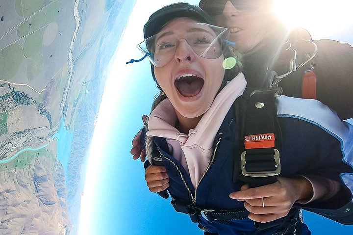 Skydive Mt. Cook - 70 sekunder frifald fra 16.500ft