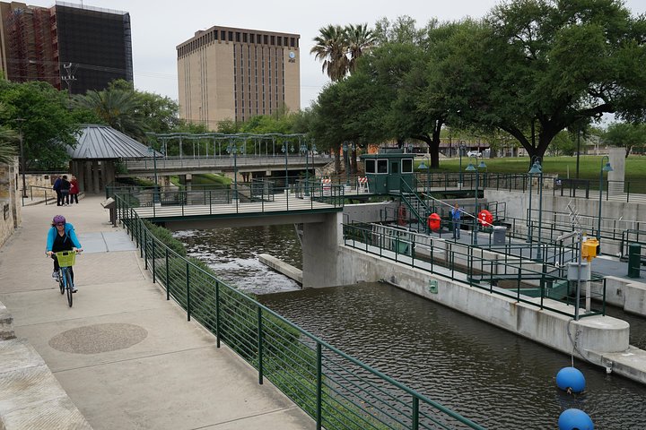 Tour histórico de día completo por la ciudad de San Antonio