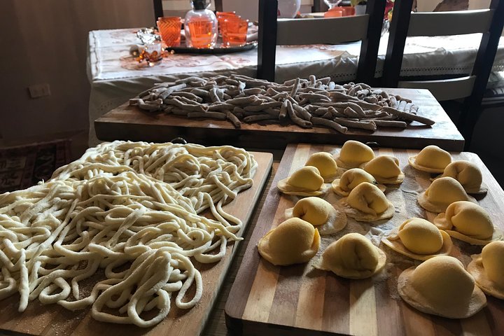 Clase de cocina en una granja en Val d'Orcia Toscana