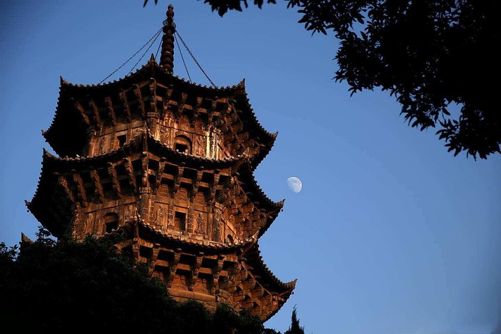Quanzhou privat tilpasset dagstur: Top attraktioner med frokost