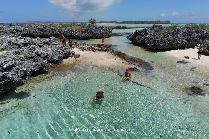 REEF ISLAND | privat ø | lyserødt sand | naturlige svømmebassiner