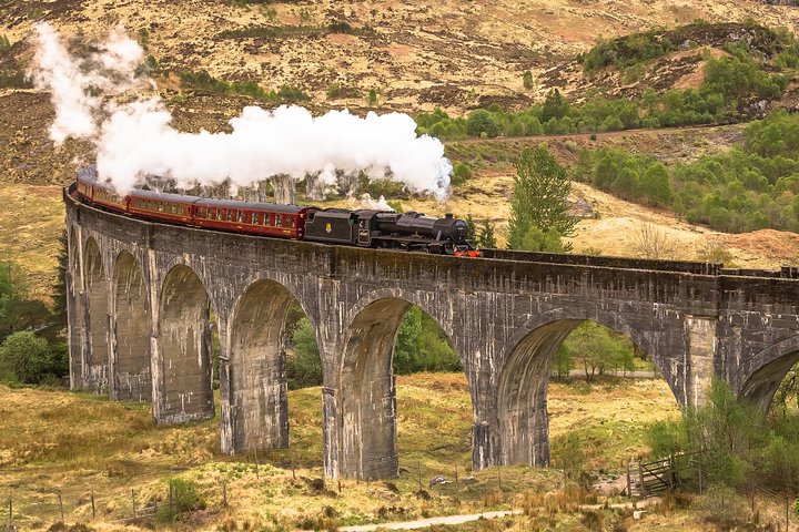 Hogwarts Express och Scenic Highlands Day Tour från Inverness
