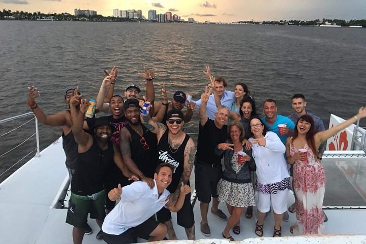 Schilderachtige Hakuna Matata zonsondergang cruise in West Palm Beach