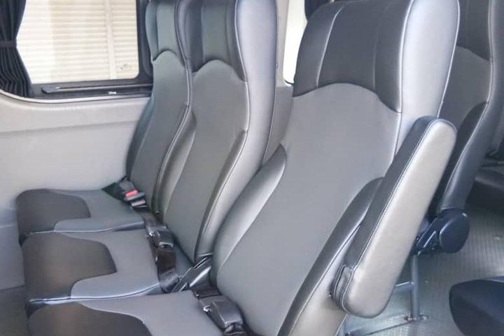 Chauffeur: Kuantan to Singapore Van Transfer
