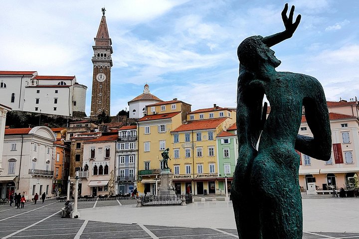 Experimente a linha da costa eslovena com degustação de vinhos de Trieste