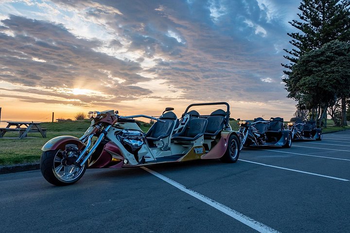 TAURANGA SHORE EXCURSION : V8 TRIKE - 1,5 timers by eller naturskjønne tur