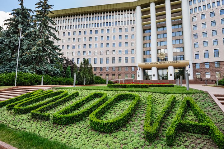 Excursion d'une journée en République de Moldavie - visitez Chisinau et Cricova Winery