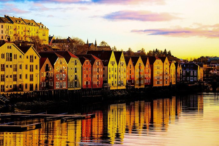 Trondheim Trasferimento privato dal centro di Trondheim all'aeroporto di Trondheim