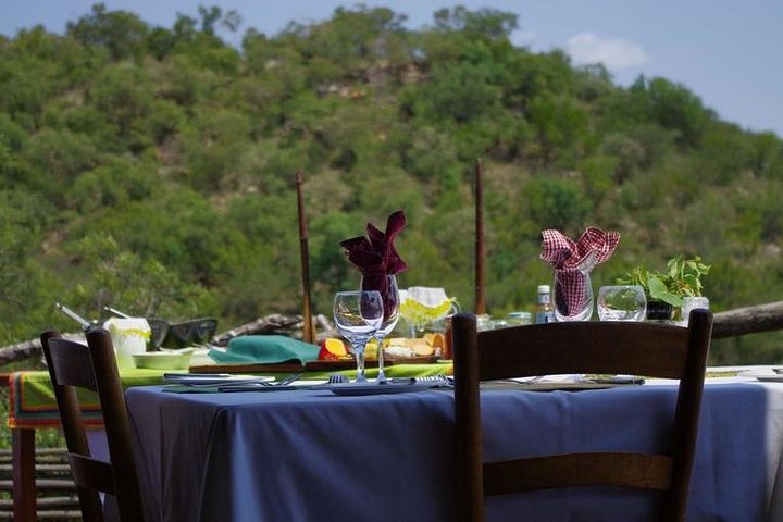 Madikwe Game Reserve Day Tour (Mindestteilnehmerzahl pro Buchung: 5 Personen)
