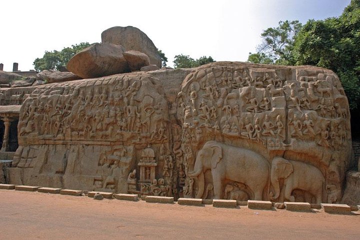 Bäst rankad dagsutflykt till Mahabalipuram och Pondicherry med Guide Lunch
