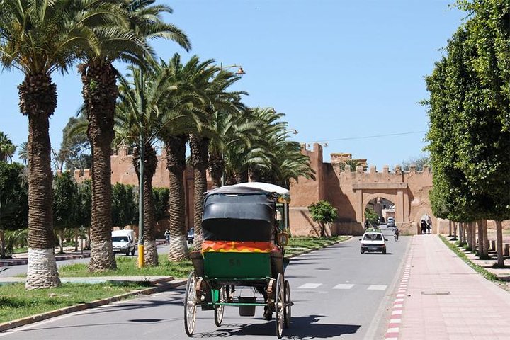 Marrakech dagstur fra Agadir guidet helgedagstur