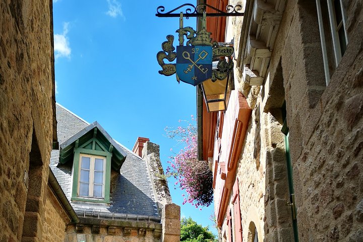 Mont Saint-Michel Excursão de um dia a partir de Bayeux (Tour Compartilhado)