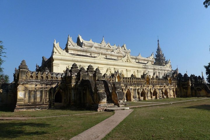 Privat tur for Amarapura, Mingun, Sagaing og Inwa (AVA)