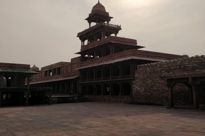 Privat Transfer Agra till Jaipur med Fatehpur Sikri