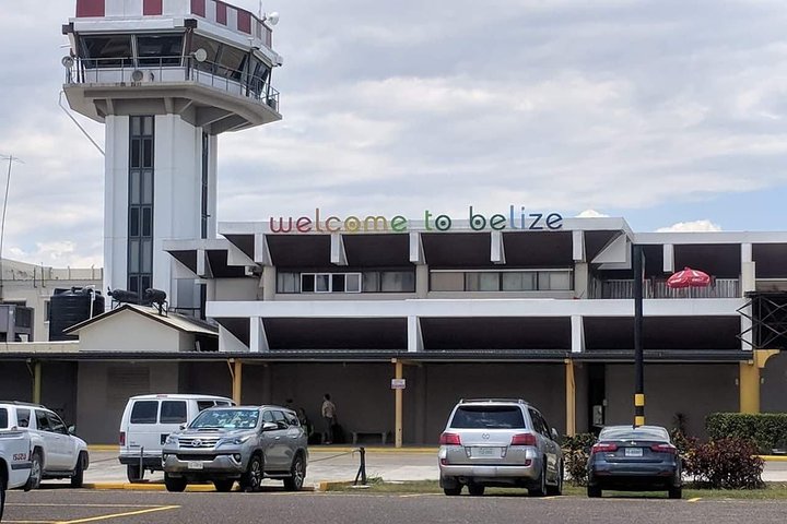 Belize Int'l Airport nach Belize City Water Taxi oder Belize City nach BZE Airport