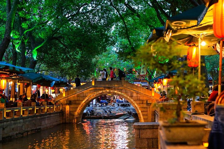 Excursão privada de um dia à cidade aquática de Tongli e Zhouzhuang saindo de Suzhou