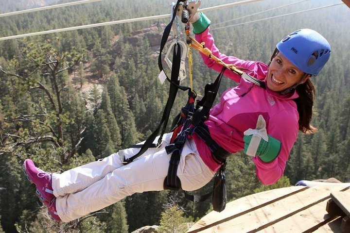 Hoteller i nærheden af Signature Fins Course Scenic Zipline Tour