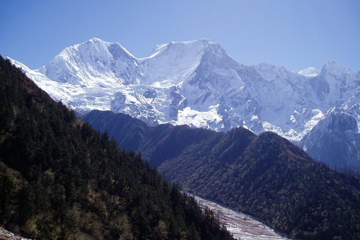 Tour privado de trekking por el circuito de Annapurna de 8 días