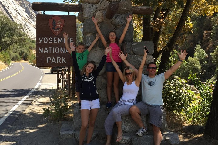 Tour privato in SUV / furgone di Yosemite e Glacier Point con prelievo dall'hotel
