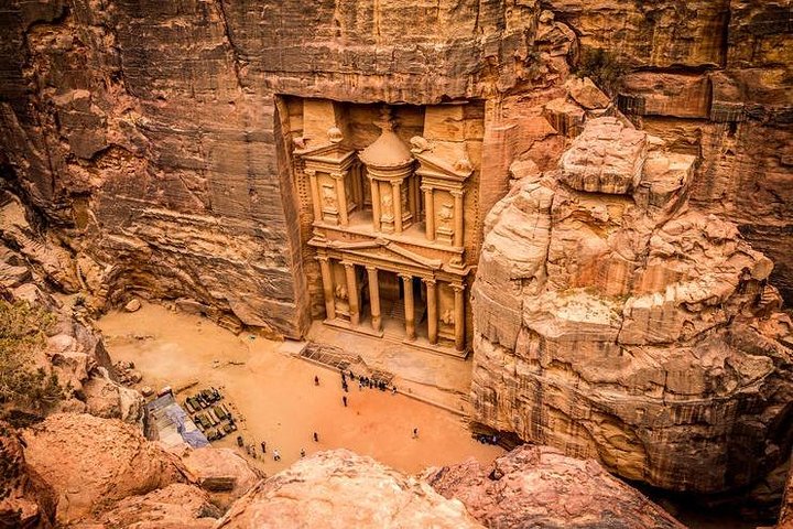 Zuverlässiger & komfortabler Privattransfer von Tür zu Tür Petra ⇆ Totes Meer
