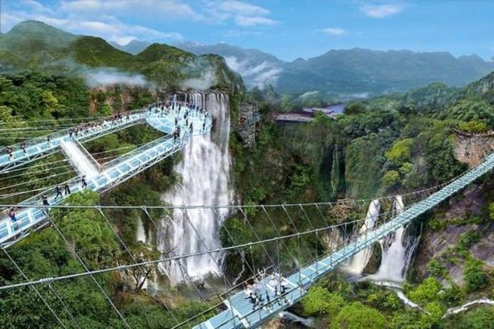 Visite privée du canyon Gulong avec pont de verre et chutes d'eau au départ de Guangzhou