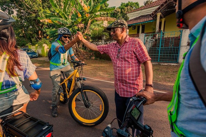 BLive Electric Bike Tours – Discovery of Divar Island