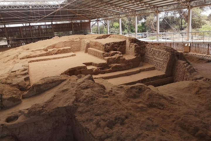 Rondleiding langs de piramides van Túcume, het Sicán Museum en een stadstour door Lambayeque.