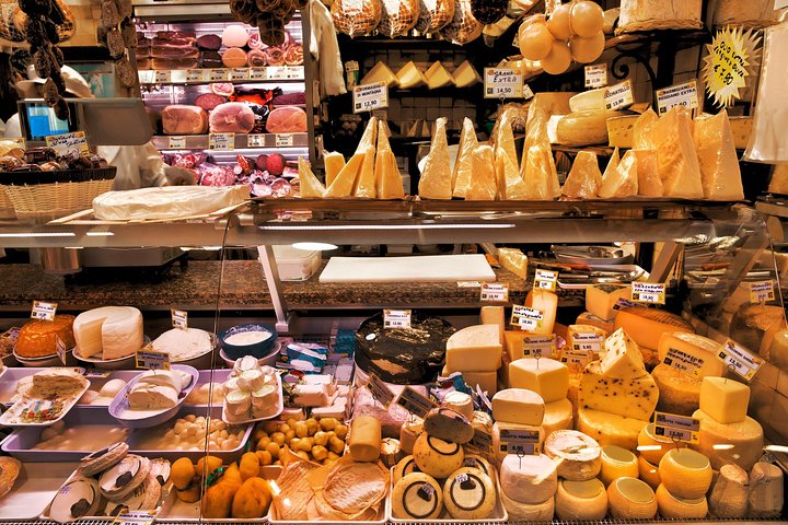 Tour enogastronomico in piccoli gruppi ad Aosta