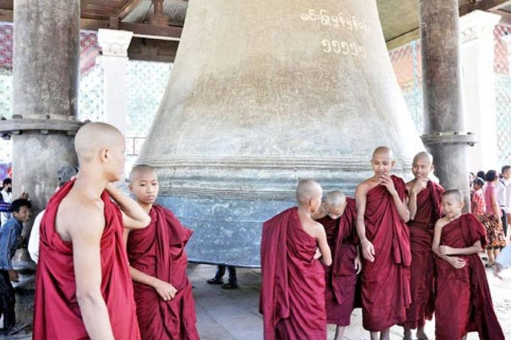 Privat tur for Amarapura, Mingun, Sagaing og Inwa (AVA)