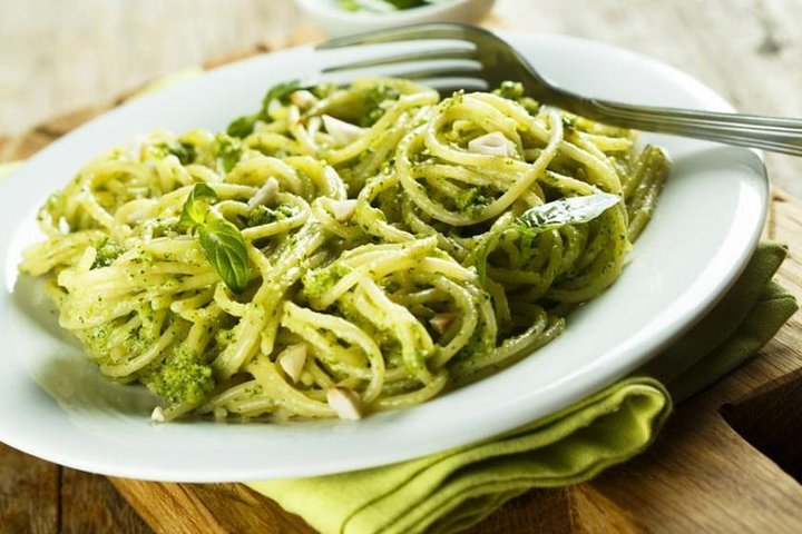 Tour gastronomico per piccoli gruppi a Genova con pasto completo ed Esperto alimentare locale