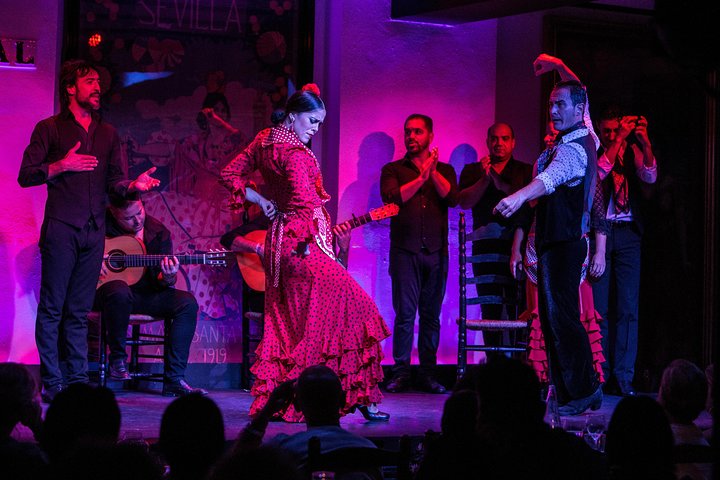 Show de flamenco em Tablao El Arenal com bebida e jantar opcional ou tapas