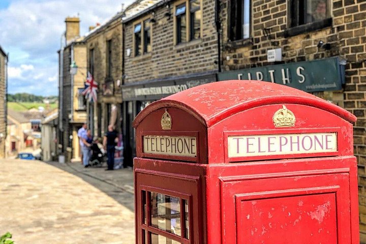CHESTER: Yorkshire Adventure - Sightseeing Day Trip Tour