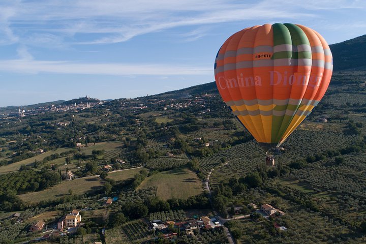 Professionele luchtballonvaarten bij Assisi, Trasimeno in Umbrië