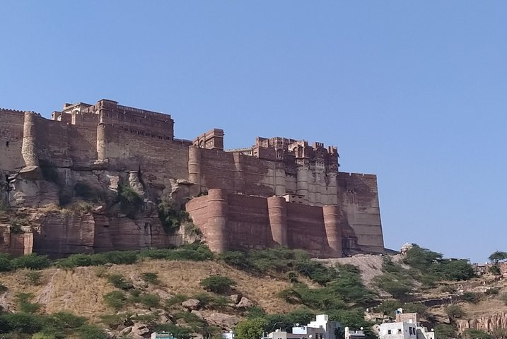 Mehrangarh Fort and Blue City Historic Tour with Local Guide