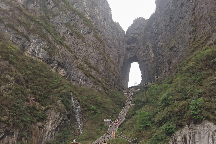 7-dagars privat tur: Från/till Yichang via Zhangjiajie till Guilin
