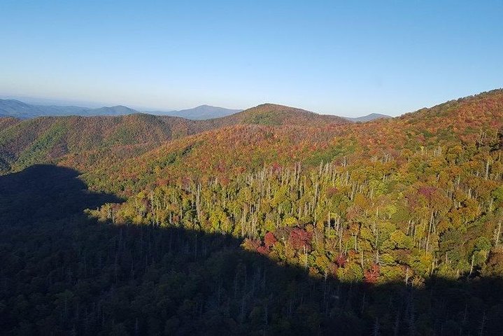The Smoky Mountain Valley Adventure med helikopter