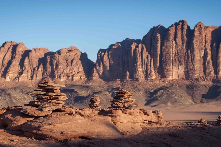De Petra a Wadi Rum, luego de regreso a Ammán o al aeropuerto.