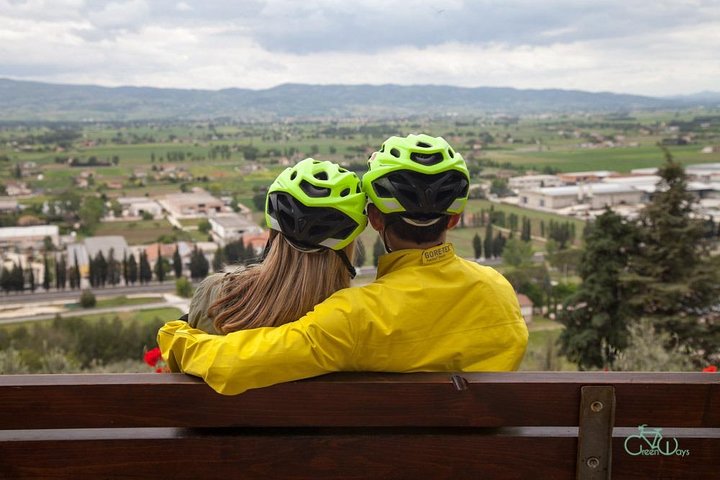 Spello E-bike og vin tur med naturskjønne vingård lunsj