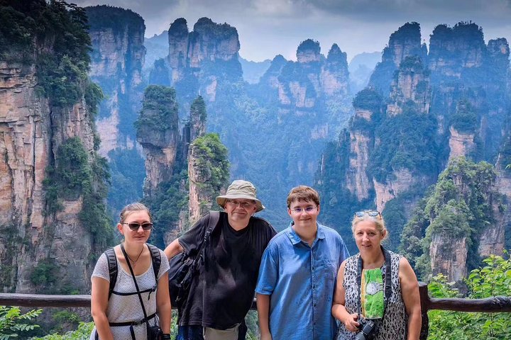 Visite privée de 2 jours au mont AVATAR et au pont de verre et au mont Tianmen