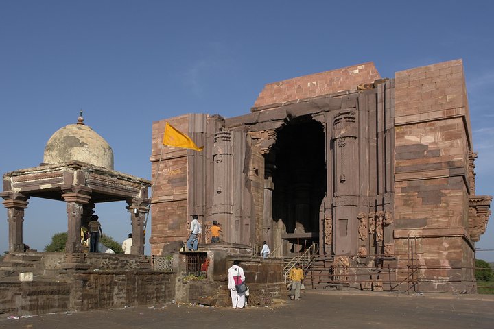 Tour Privado de Dia Inteiro de Bhopal a Bhojpur e Bhimbetka