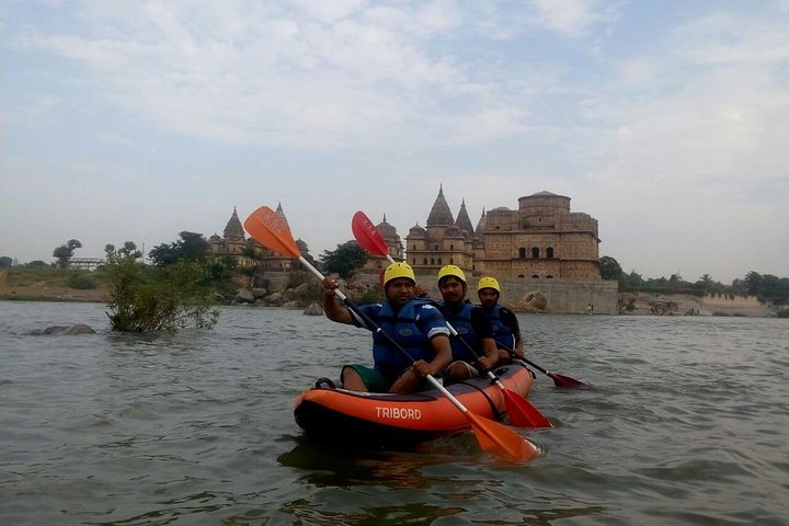 Orchha - All inclusive Betwa River Rafting med naturens promenad