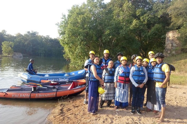 Orchha - All inclusive Betwa River Rafting med naturens promenad