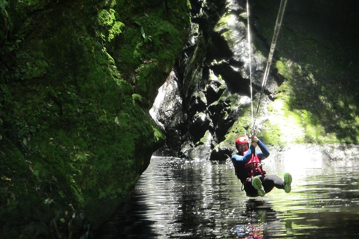 Standard Canyoning-tur i The Crags, Sydafrika