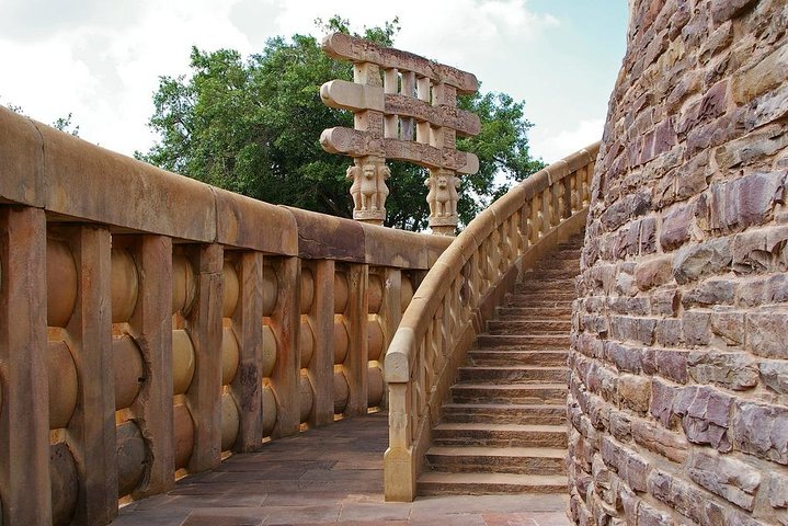 Privédaagse tour van Sanchi en Udayagiri vanuit Bhopal