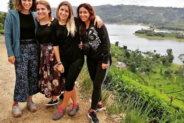 Adamspeak para hatton tuktuk Serviço