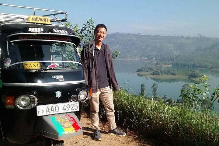 Adamspeak para hatton tuktuk Serviço