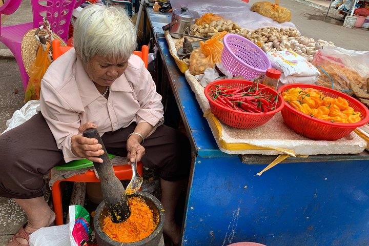 Excursion à terre à Sanya: visite du parc Sanya Luhuitou et du marché d'épicerie local