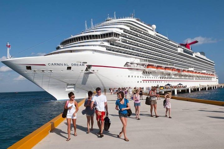 Privat grupp Port San Antonio till Santiago Chile