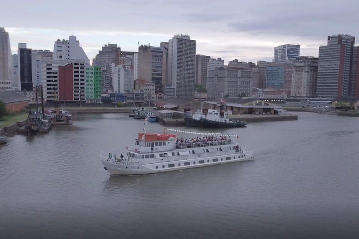 Segeln in Guaíba mit White Swan Boat - Porto Alegre